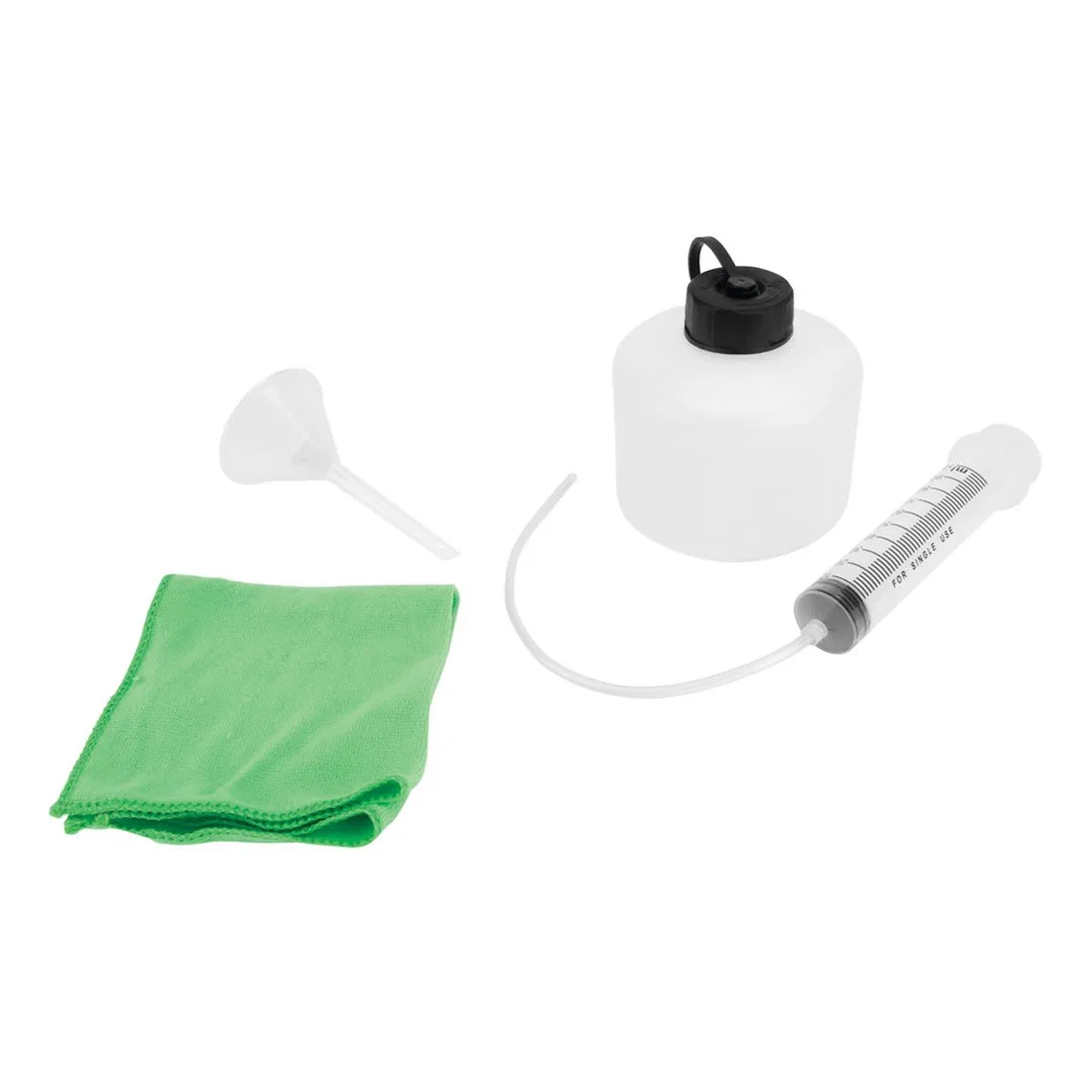 W4075 – PERFORM TOOL Oil Change Kit, Used To Extract Waste Oil From Small Four Stroke Engines With 1 Quarter Containe...